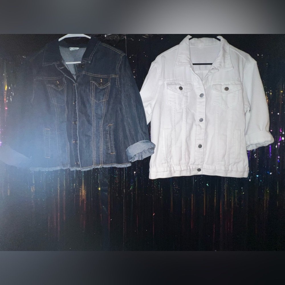 2 Womens denim jackets dark Blue and White - Picture 3 of 4